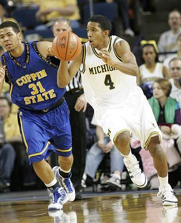 Darius Morris (4)