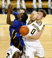 Zack Novak (0), Laval Lucas-Perry (31), and Stu Douglass (1)