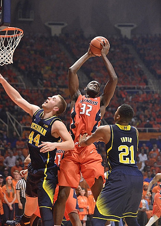 Max Bielfeldt (44) and Zak Irvin (21)