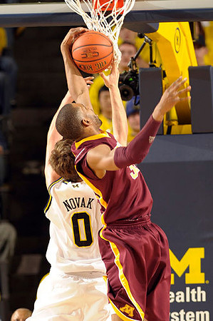 Zack Novak (0)