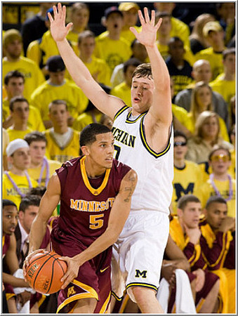 Zack Novak (0)