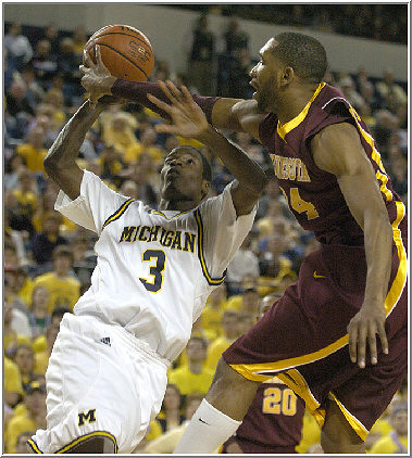 Manny Harris (3)