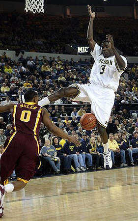 Manny Harris (3)