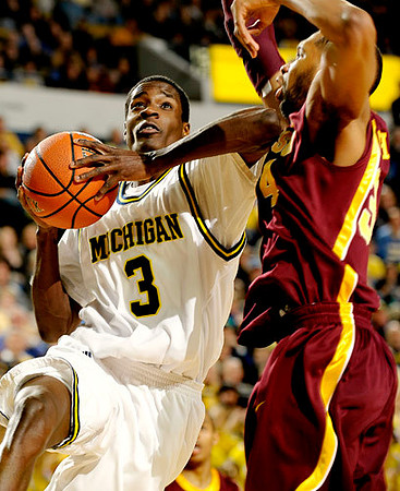 Manny Harris (3)