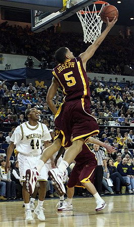 Kelvin Grady (44)