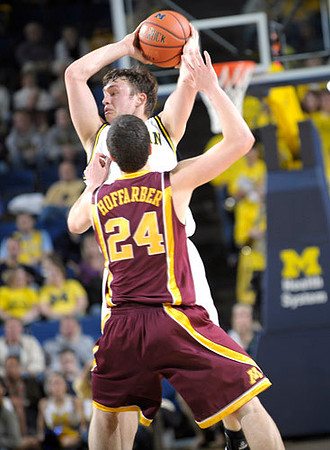 Zack Novak (0)