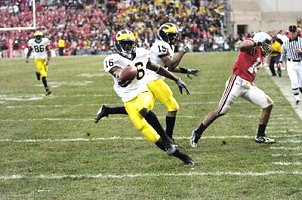 Adrian Arrington, Steve Breaston, and Mario Manningham