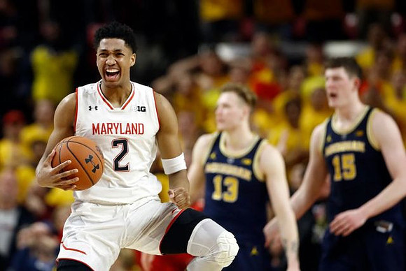 Ignas Brazdeikis (13) and Jon Teske (15)