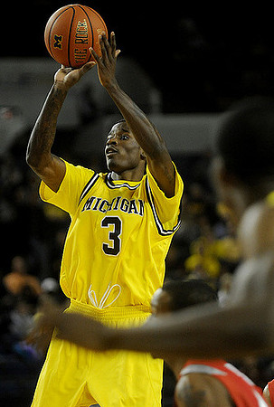 Manny Harris (3)