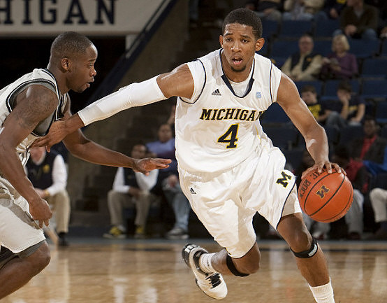 Darius Morris (4)