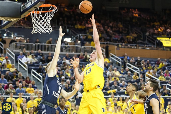 Moritz Wagner (13) and Charles Matthews (1)