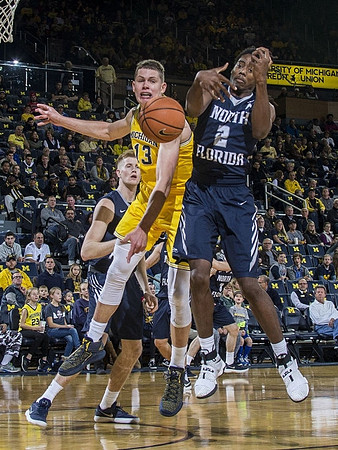 Moritz Wagner (13)
