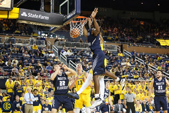 Moritz Wagner (13)