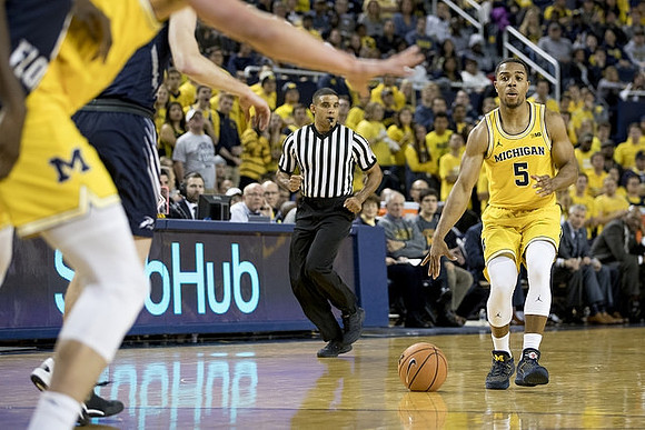 Jaaron Simmons (5)