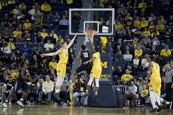Moritz Wagner (13), Muhammad-Ali Abdur-Rahkman (12), and Charles Matthews (1)