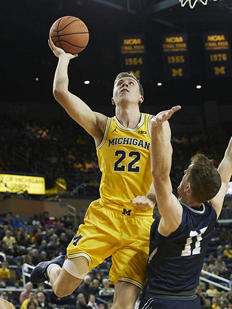 Duncan Robinson (22)