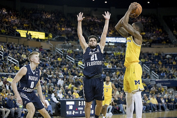 Zavier Simpson (3) and Charles Matthews (1)