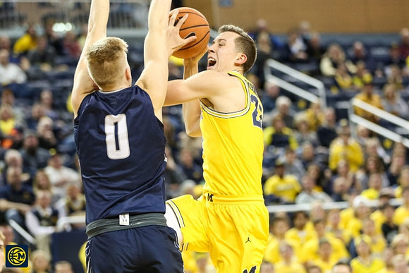 Duncan Robinson (22)