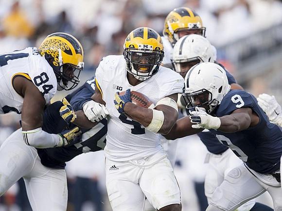 A.J. Williams (84) and De'Veon Smith (4)
