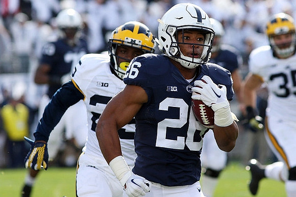 Dymonte Thomas (25) and Joe Bolden (35)