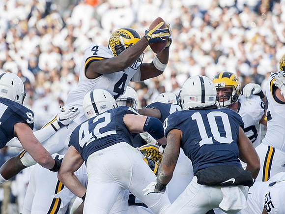 De'Veon Smith (4) and Jake Butt (88)