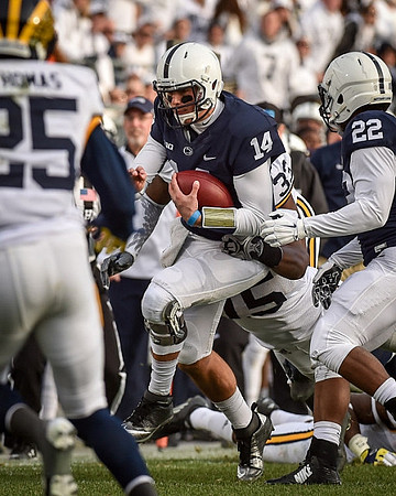 Dymonte Thomas (25) and James Ross (15)