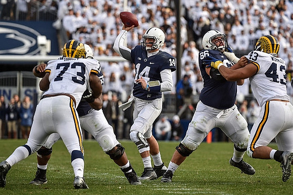 Maurice Hurst (73) and Chris Wormley (43)