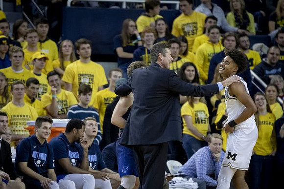 Northwood Head Coach Jeff Rekeweg and Jordan Poole (2)