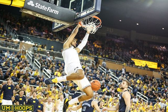Isaiah Livers (4)