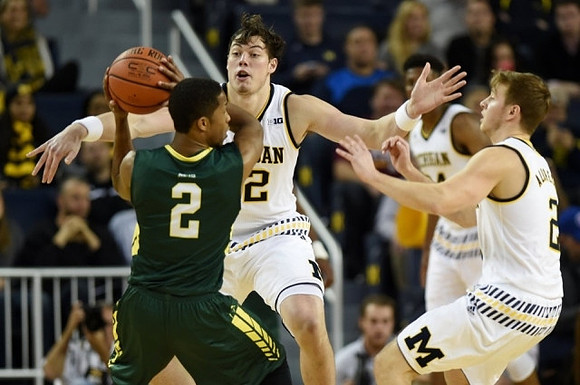 Ricky Doyle (32) and Spike Albrecht (2)