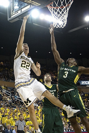 Duncan Robinson (22)