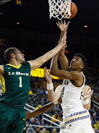 Aubrey Dawkins (24)