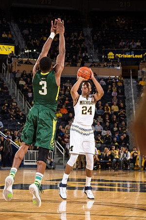 Aubrey Dawkins (24)
