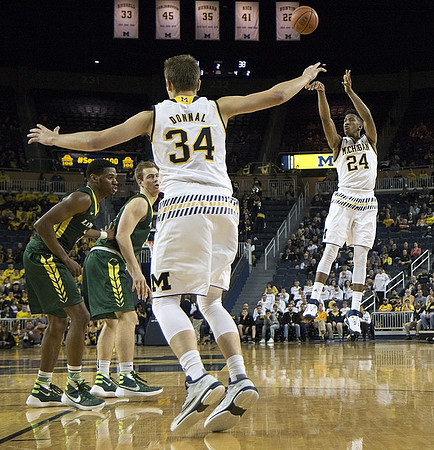 Mark Donnal (34) and Aubrey Dawkins (24)