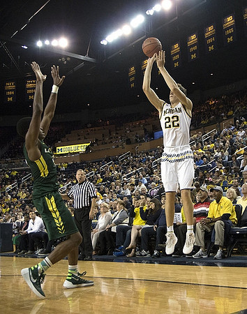 Duncan Robinson (22)