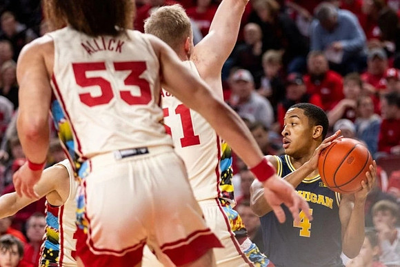 Nimari Burnett (4)