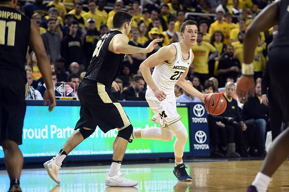 Duncan Robinson (22)