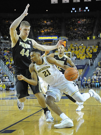 Zak Irvin (21)