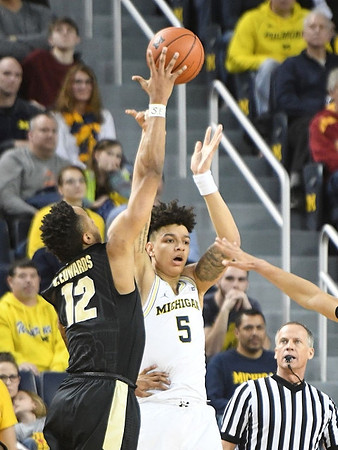 D.J. Wilson (5)