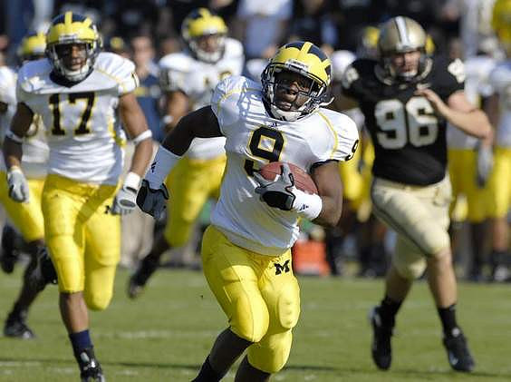 Martavious Odoms (9) and Toney Clemons (17)