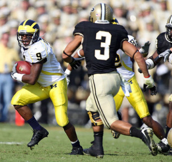 Martavious Odoms (9) and LaTerryal Savoy (82)