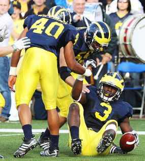 Michael Williams (40), Brandon Graham (55), and Stevie Brown (3)