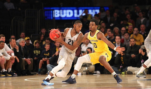 Derrick Walton Jr. (10)