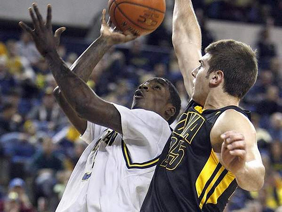Manny Harris (3)