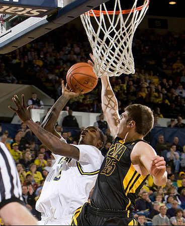 Manny Harris (3)