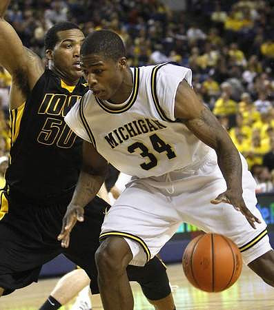 DeShawn Sims (34)