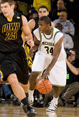 DeShawn Sims (34)