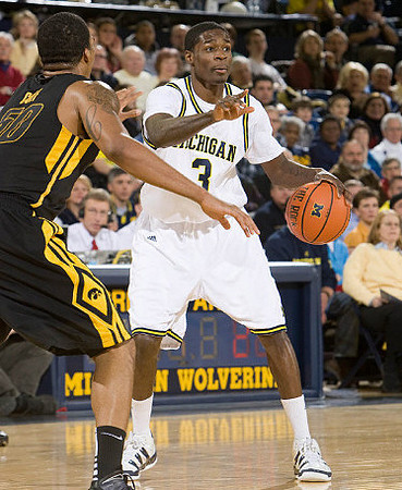 Manny Harris (3)