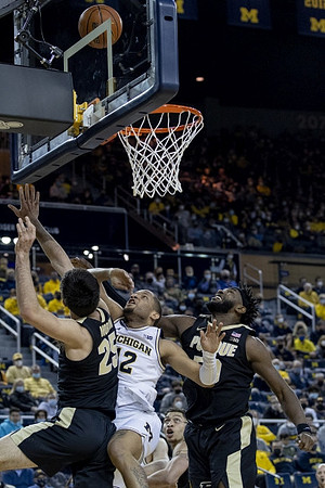 DeVante' Jones (12)