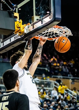 Brandon Johns Jr. (23)